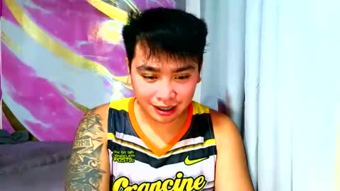 Snapshot of iconic_vince chatting on 10.09.25 iconic_vince online show from 10.09.25