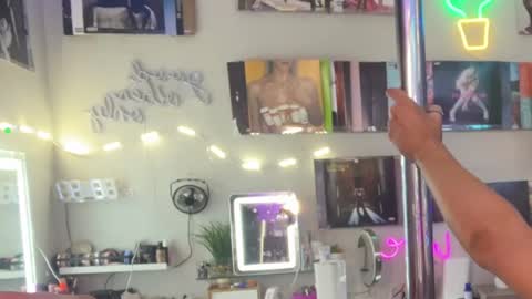 doubletrouble online show from 10.21.25