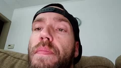 Snapshot of icyfucktoy chatting on 12.05.24 icyfucktoy online show from 12.05.24