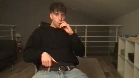 Snapshot of icyninesix chatting on 12.21.24 icyninesix online show from 12.21.24