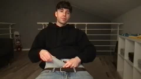 Snapshot of icyninesix chatting on 01.17.25 icyninesix online show from 01.17.25