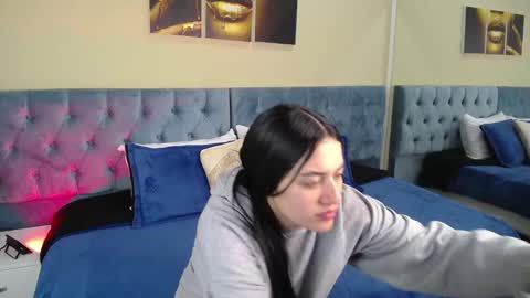 Icy online show from 12.03.24