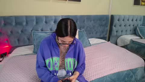 Icy online show from 12.22.24