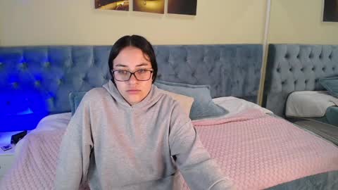 Icy online show from 12.28.24