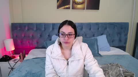 Icy online show from 01.10.25