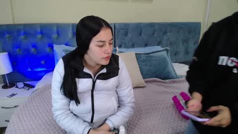 Icy online show from 01.12.25