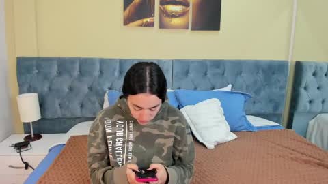 Icy online show from 01.31.25