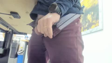 idfunguy2023 online show from 12.10.24