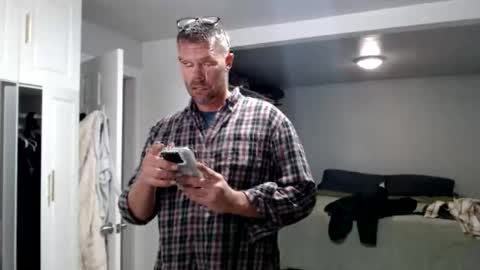 Snapshot of idiocracy517035 chatting on 11.04.25 idiocracy517035 online show from 11.04.25