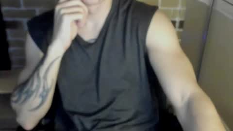 Snapshot of idkiww chatting on 01.17.26 yo online show from 01.17.26