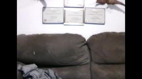 idkwhyidothis348732 online show from 01.14.25