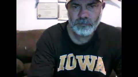 idkwhyidothis348732 online show from 01.22.25