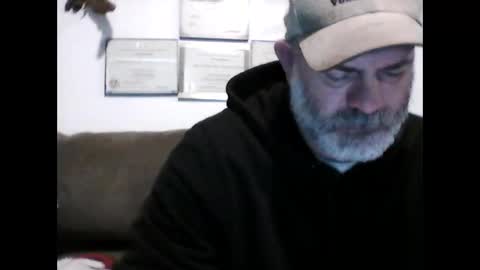 idkwhyidothis348732 online show from 01.26.25