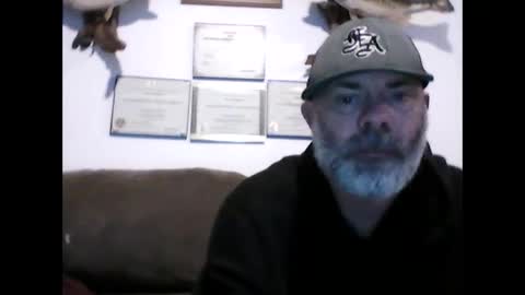 idkwhyidothis348732 online show from 02.02.25