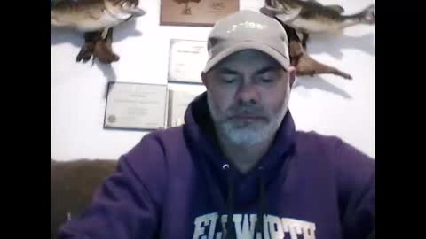 idkwhyidothis348732 online show from 02.21.25