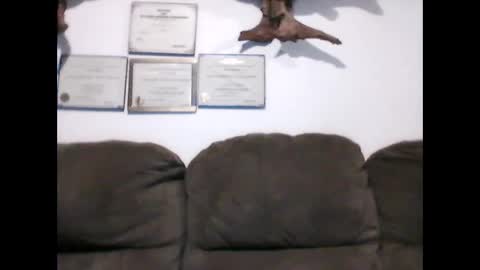 idkwhyidothis348732 online show from 02.27.25