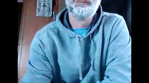 idkwhyidothis348732 online show from 03.01.25