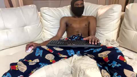 Snapshot of idropbabies chatting on 12.20.24 UNO online show from 12.20.24