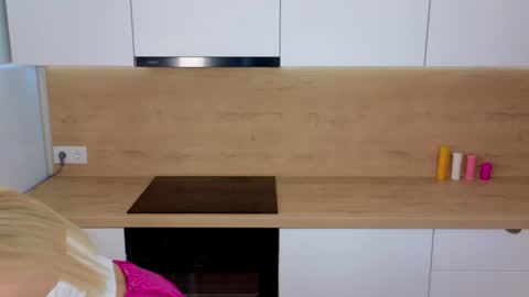 Snapshot of ifiwasyourgf chatting on 12.21.24 Lisa online show from 12.21.24