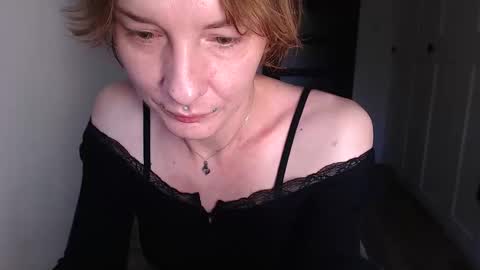 Snapshot of ifk_donkeysfr chatting on 10.25.25 Ifk Donkeys online show from 10.25.25