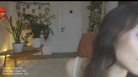 Belle online show from 12.22.25