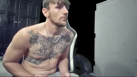 Snapshot of igetherwetter chatting on 11.19.25 Amiri Roue online show from 11.19.25