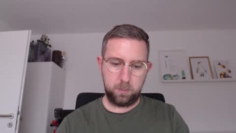 Snapshot of iggi2707 chatting on 12.03.24 ner d online show from 12.03.24