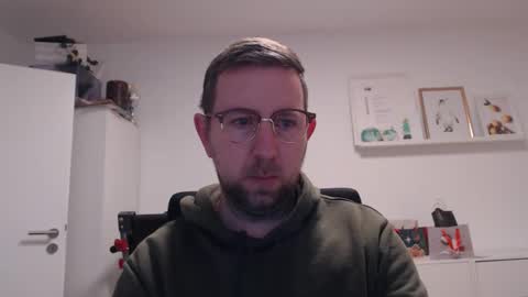 Snapshot of iggi2707 chatting on 12.17.24 ner d online show from 12.17.24