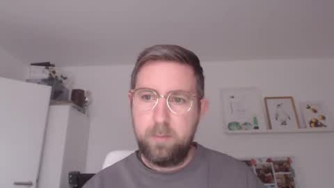 Snapshot of iggi2707 chatting on 01.08.25 ner d online show from 01.08.25