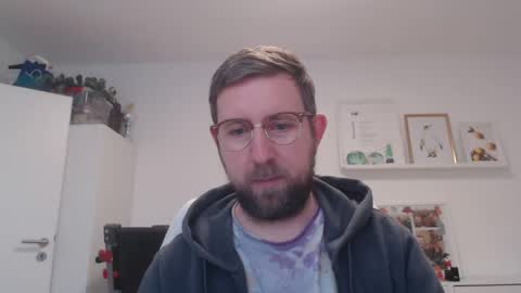 Snapshot of iggi2707 chatting on 01.11.25 ner d online show from 01.11.25