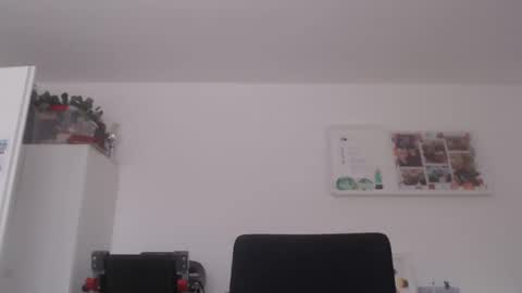 Snapshot of iggi2707 chatting on 02.07.25 ner d online show from 02.07.25