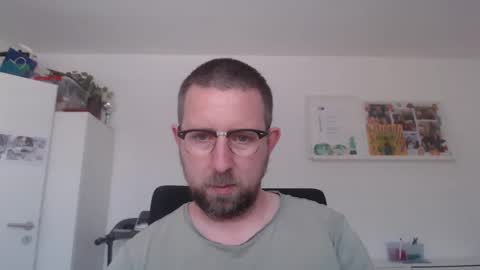 Snapshot of iggi2707 chatting on 03.11.25 ner d online show from 03.11.25