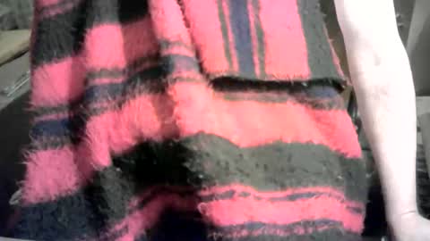 Snapshot of ignoredlittlestloser chatting on 12.24.24 ignoredlittlestloser online show from 12.24.24