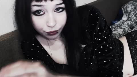 Snapshot of iiiiiiis chatting on 11.09.25 iiiiiiis online show from 11.09.25