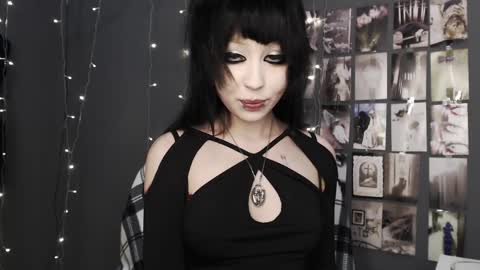 iiiiiiis online show from 05.27.26