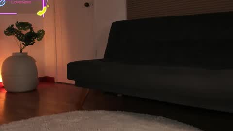 Lua     online show from 11.25.25