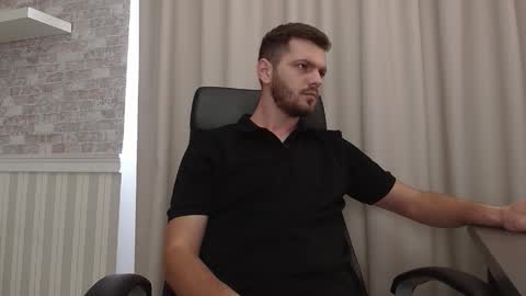 Snapshot of ikergale chatting on 10.21.25 IkerGale online show from 10.21.25