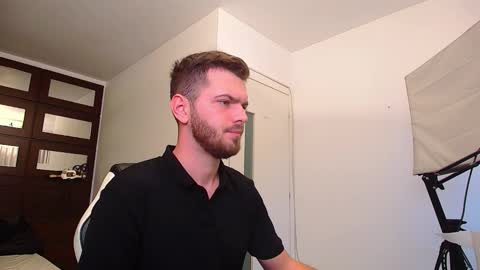 Snapshot of ikergale chatting on 11.06.25 IkerGale online show from 11.06.25