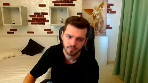 Snapshot of ikergale chatting on 11.16.25 IkerGale online show from 11.16.25