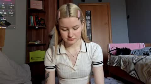 ShyLuna online show from 04.05.26