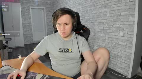 Snapshot of iliaskrislove chatting on 02.20.25 iliaskris online show from 02.20.25