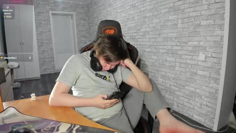 Snapshot of iliaskrislove chatting on 02.20.25 iliaskris online show from 02.20.25