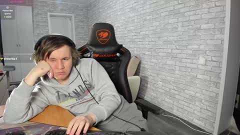 Snapshot of iliaskrislove chatting on 02.23.25 iliaskris online show from 02.23.25