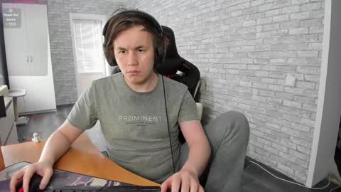 Snapshot of iliaskrislove chatting on 02.25.25 iliaskris online show from 02.25.25