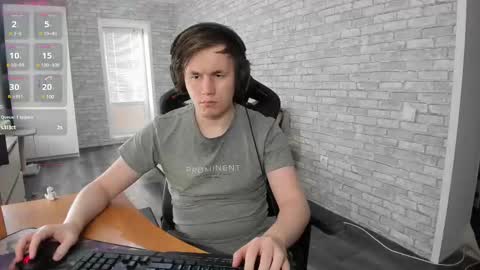 Snapshot of iliaskrislove chatting on 02.25.25 iliaskris online show from 02.25.25