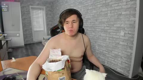 Snapshot of iliaskrislove chatting on 02.26.25 iliaskris online show from 02.26.25