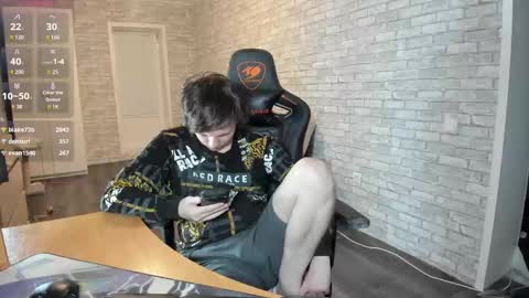 Snapshot of iliaskrislove chatting on 03.09.25 iliaskris online show from 03.09.25