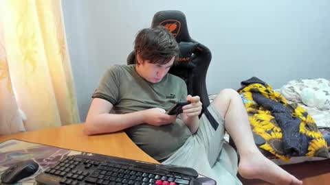 Snapshot of iliaskrislove chatting on 09.10.25 iliaskris online show from 09.10.25