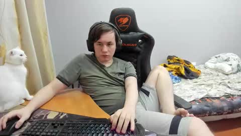 Snapshot of iliaskrislove chatting on 09.10.25 iliaskris online show from 09.10.25