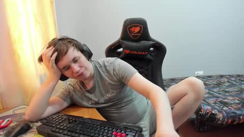 Snapshot of iliaskrislove chatting on 09.16.25 iliaskris online show from 09.16.25